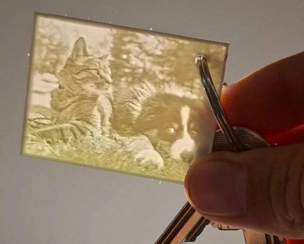 Un lithophane éclairé : la photo apparaît
