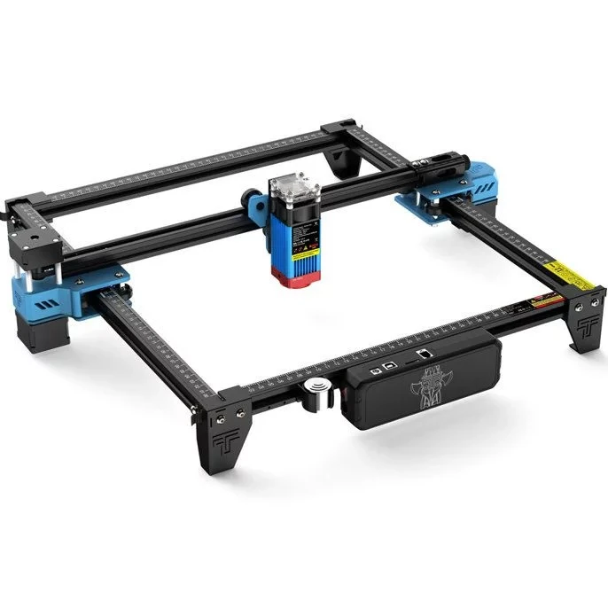 Le graveur laser TwoTrees TTS-55 Pro, vu de trois quarts